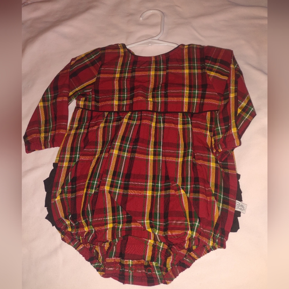Ruffle butts fall plaid with zip NWT sz 6-12mon